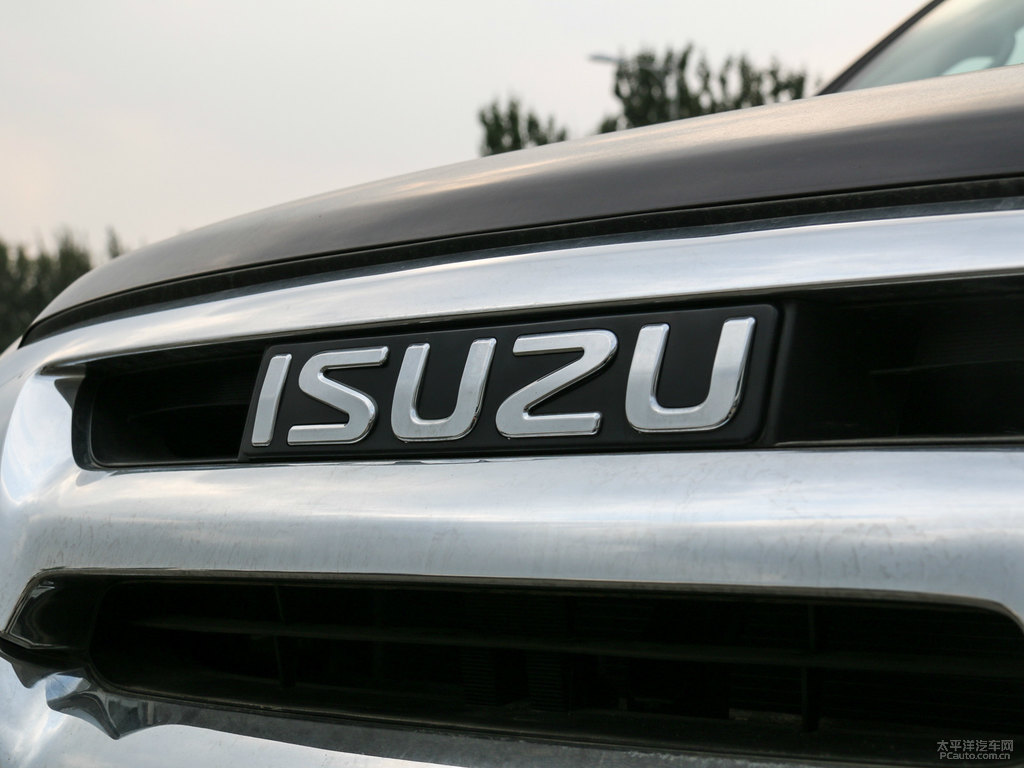 ISUZU前脸.jpg